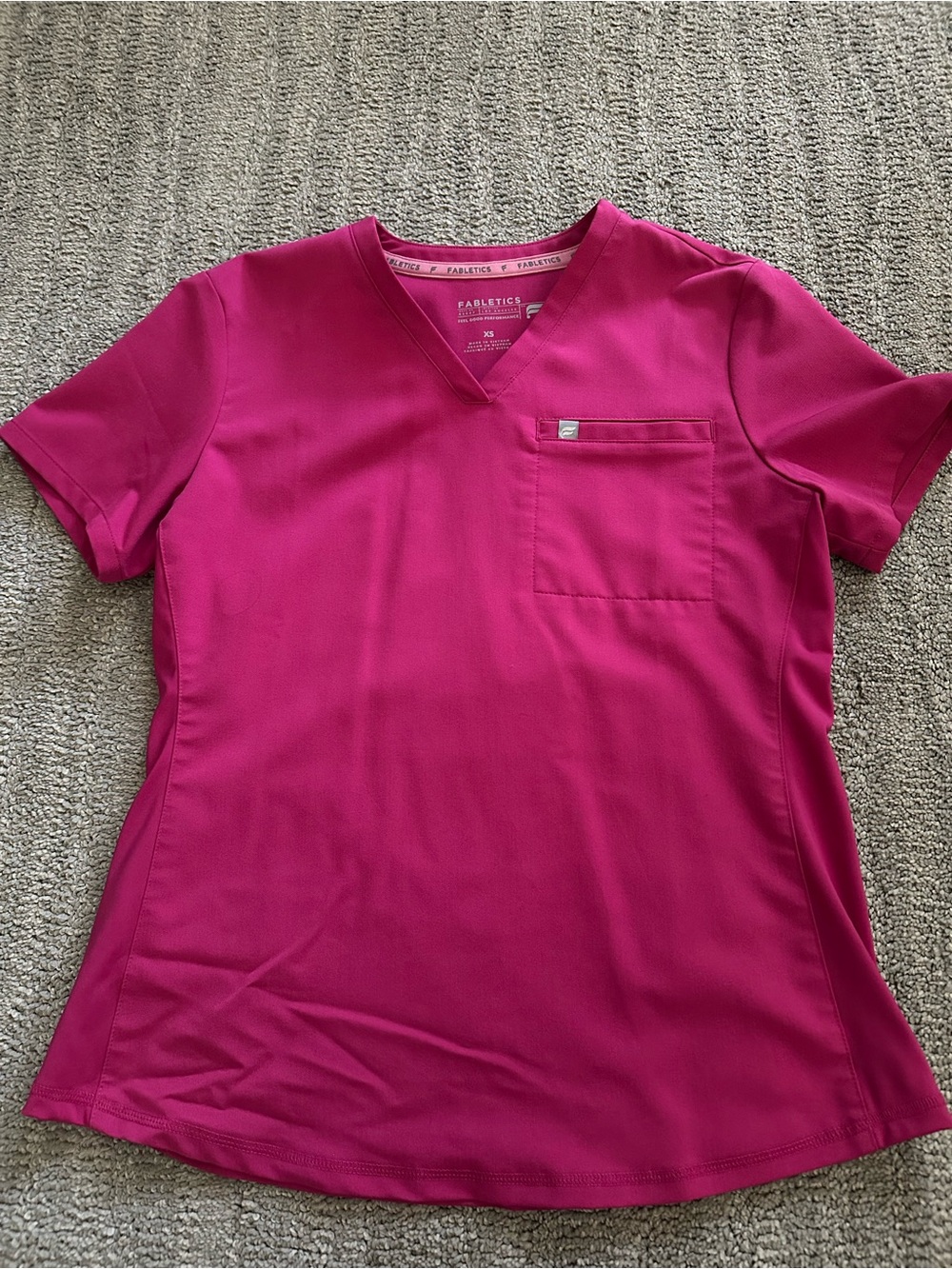 Fabletics Women's Bright Magenta scrub set